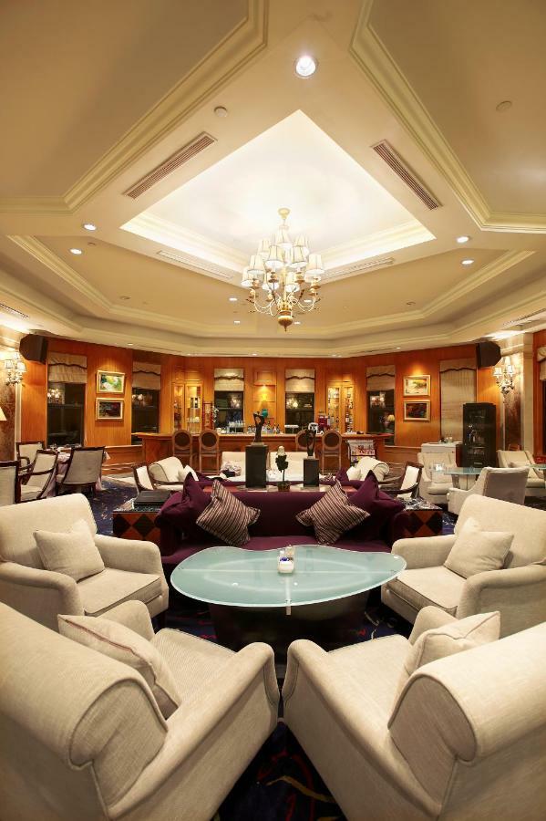 Lakeshore Hotel Hsinchu Bagian luar foto