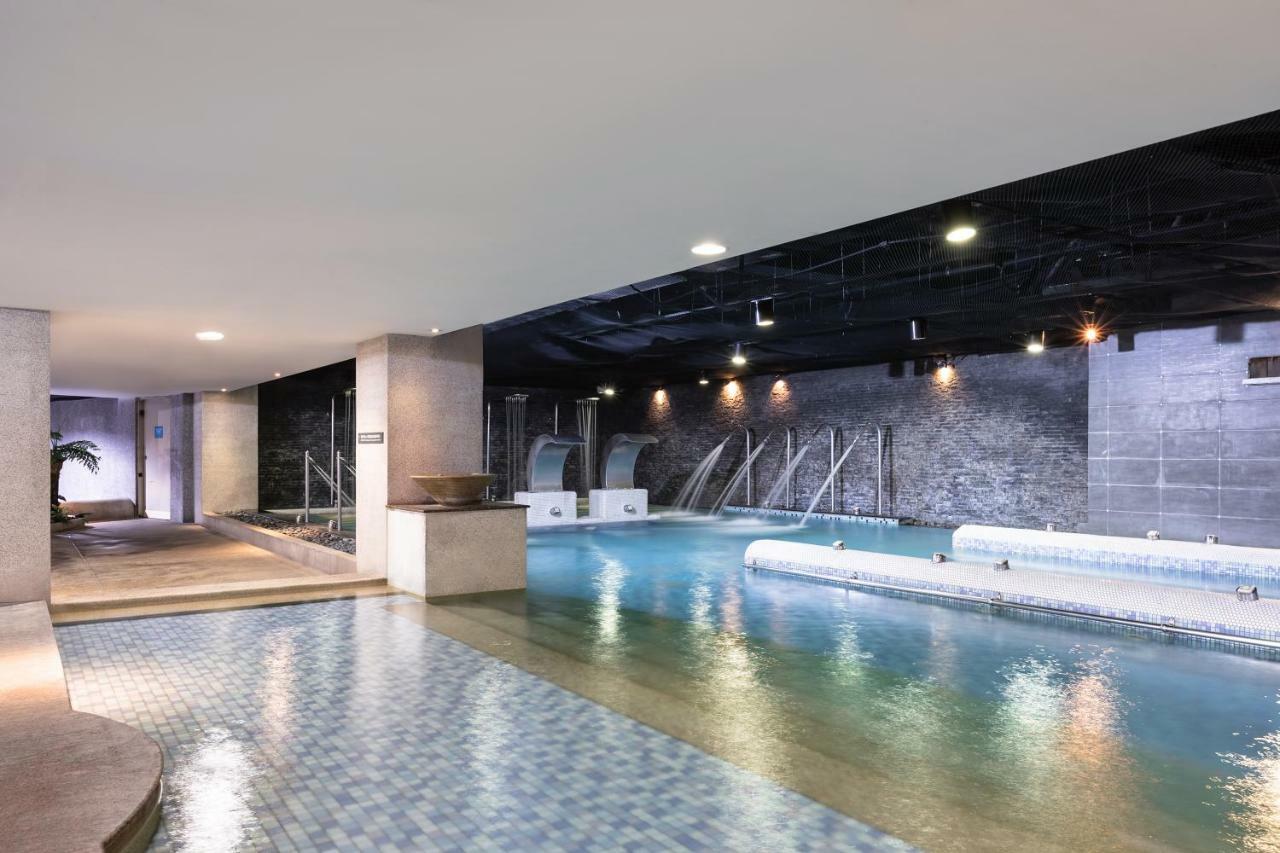 Lakeshore Hotel Hsinchu Bagian luar foto